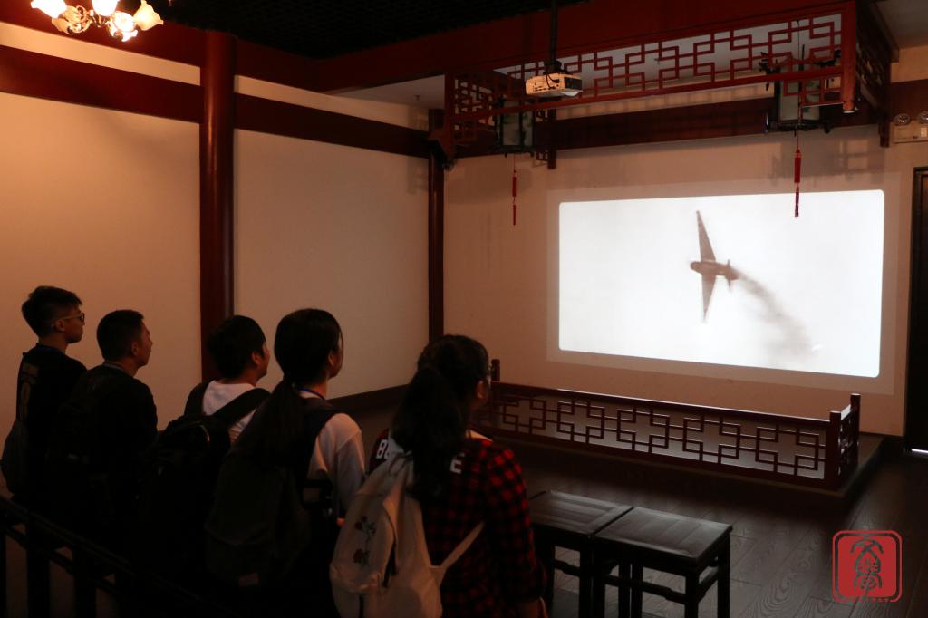 (观看中国航天事业发展史)
